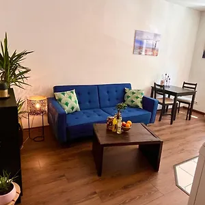 Traumhaftes Zwei-zimmer-apartment An Der Elbe Dresden
